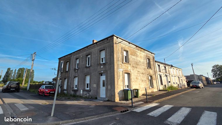 Maison offrant de beaux volumes située à Glageon