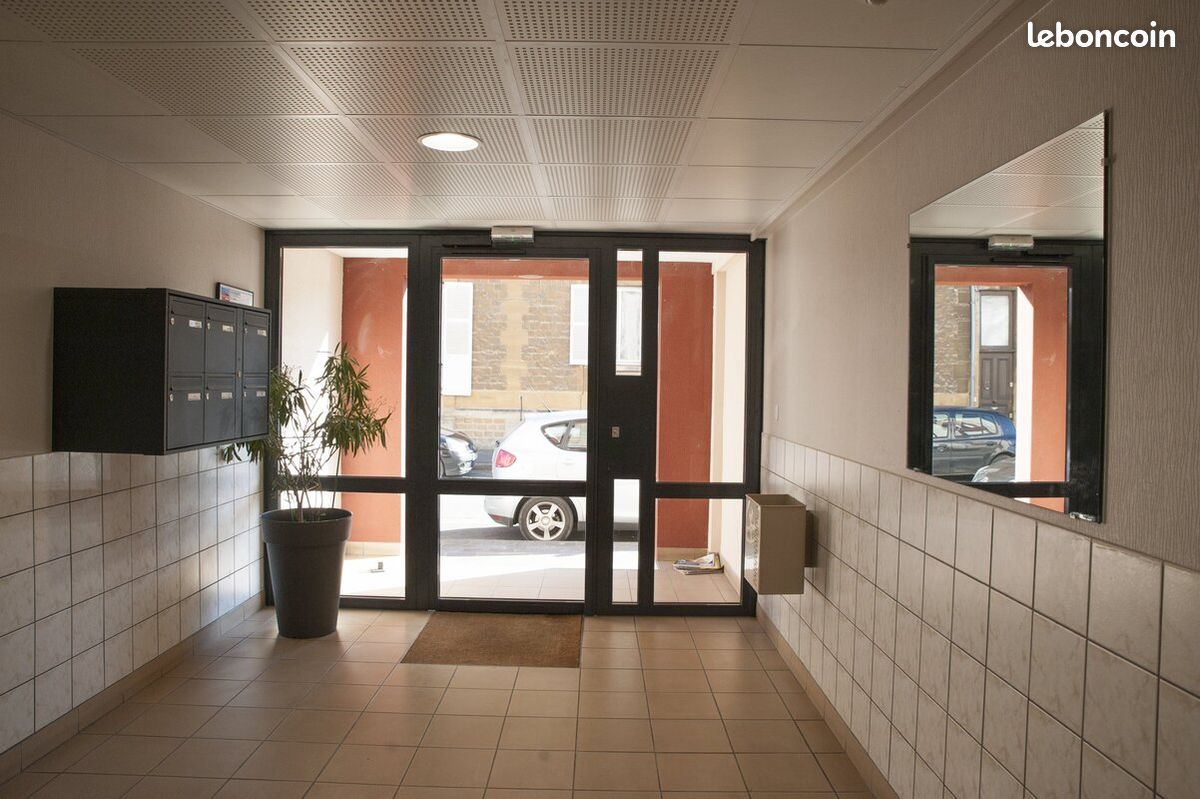 Appartement a louer charleville-mezieres - 4 pièce(s) - 81 m2 - Surfyn