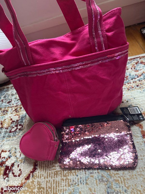 Magnifique, ensemble d’accessoires, assorti dans les tons rose, fuchsia et paillettes ultra pratique pour le quotidien ou les cours (image 2)