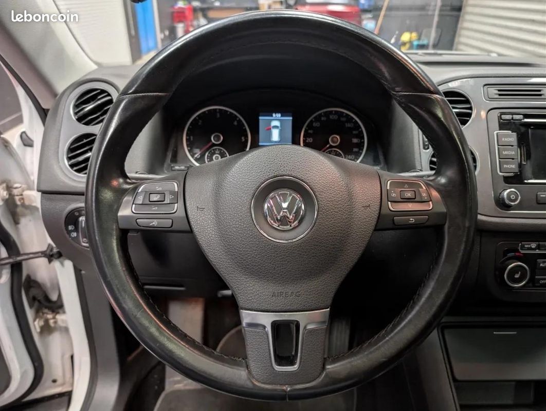 Volkswagen Tiguan 2.0 TDI 110 BLUEMOTION (image 16)