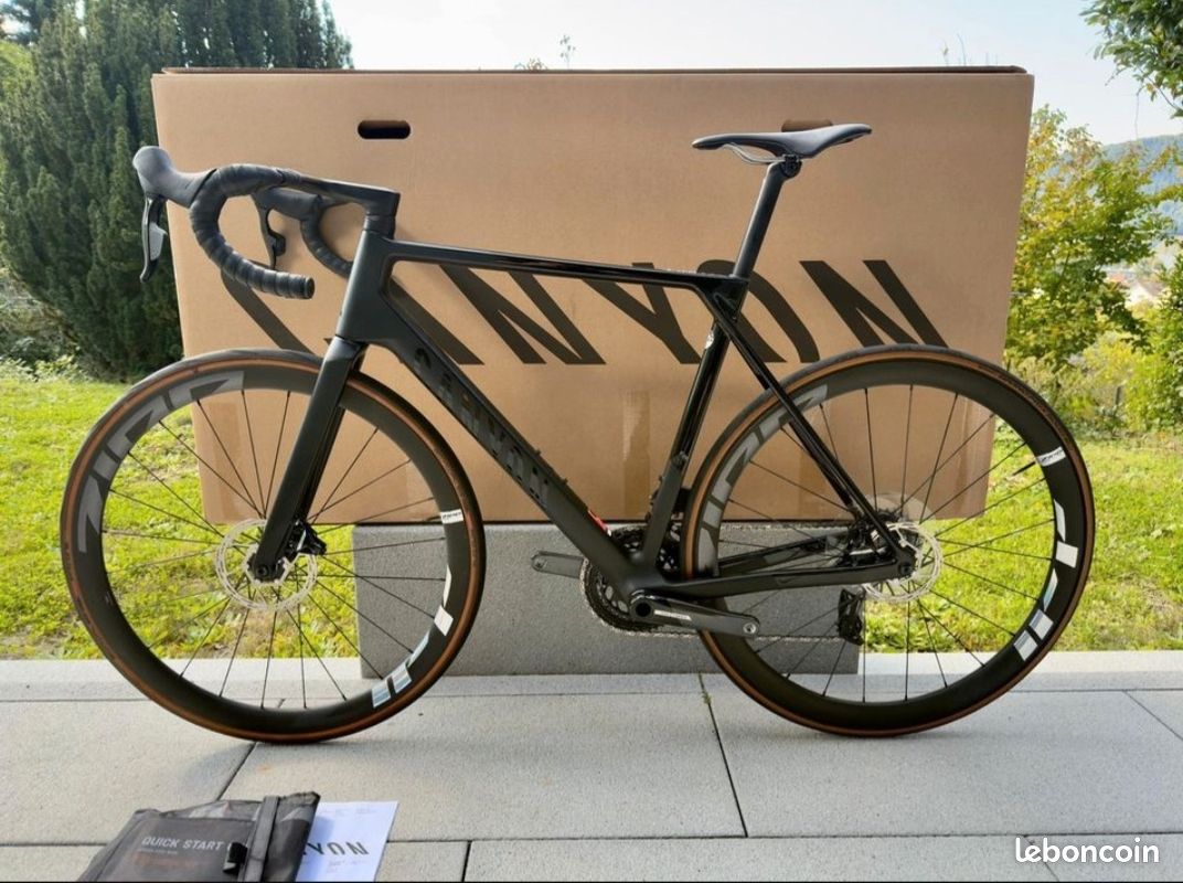 Vélo Canyon Ultimate CF SLX AXS Vélos