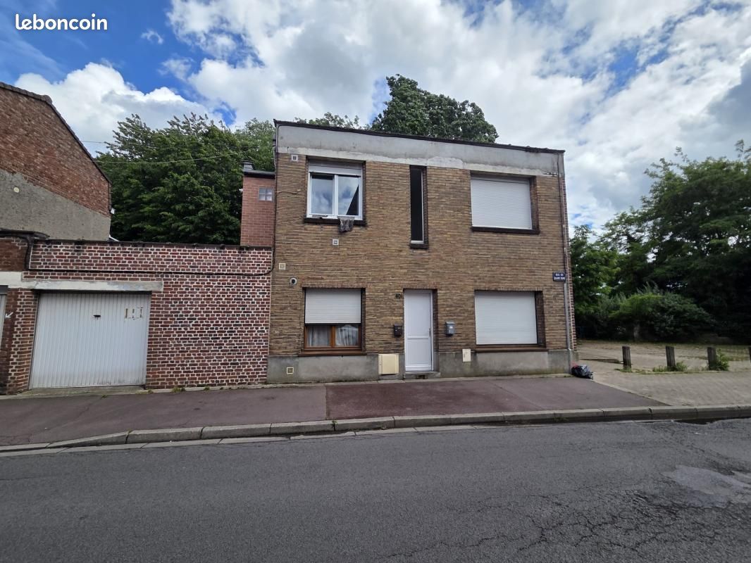 Immeuble 6 pièces 130 m² · à Tourcoing · 130 m² · 159 000 €