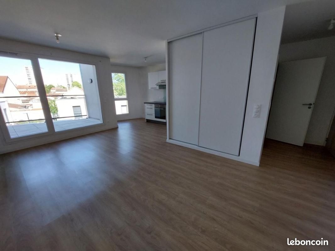 Appartement 3 pièces 62 m² · à Reims · 62 m² · 787 €