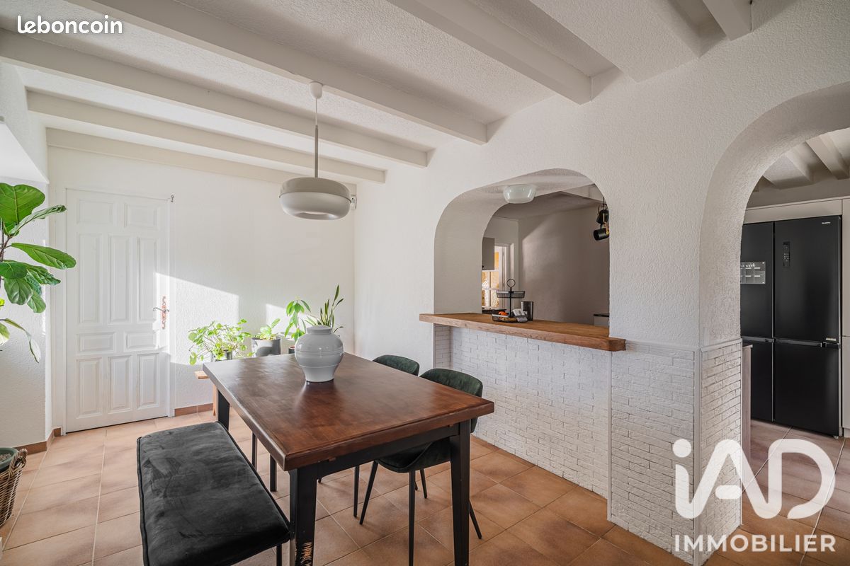 Propriété 5 pièces 234 m² (image 5)