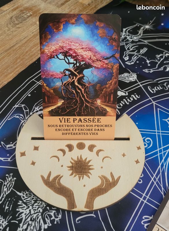Supports en bois pour tirages oracles et tarots - N°5 (image 4)