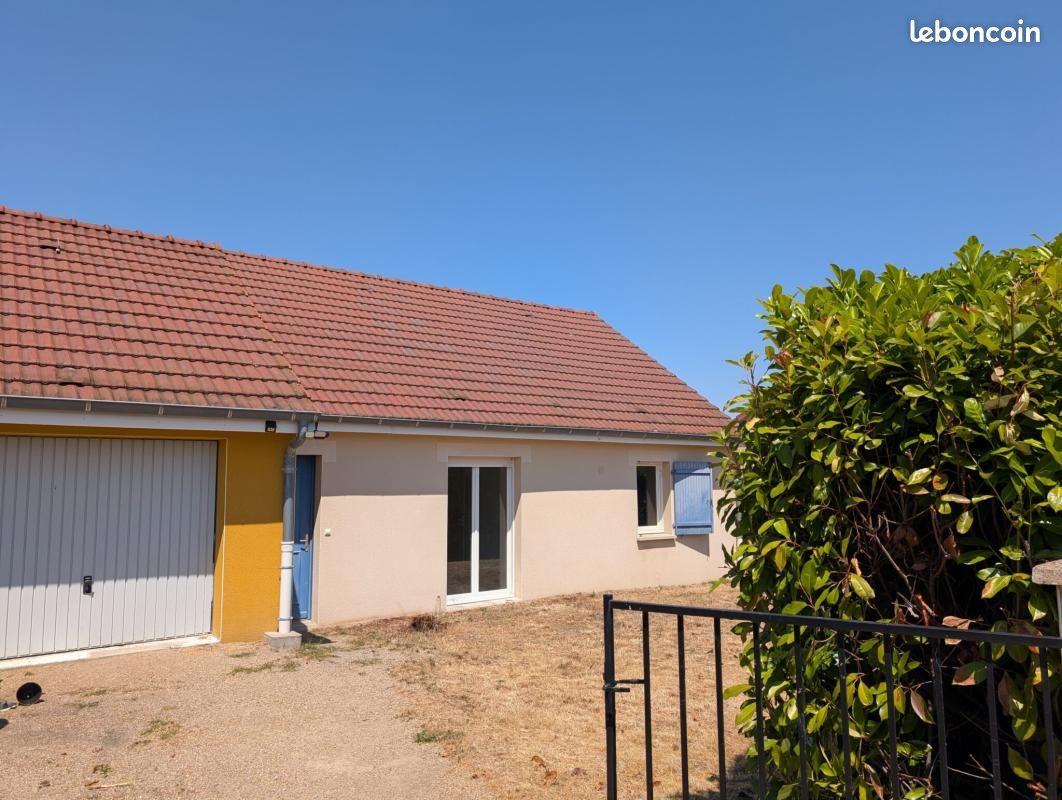 Maison 4 pièces 80 m² · à Bressolles · 80 m² · 130 000 €
