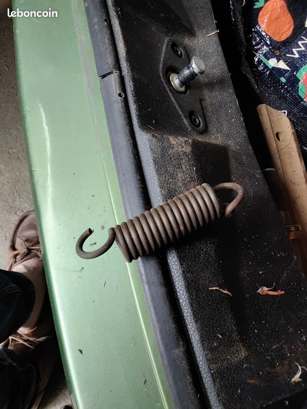 Ressort neuf avec attaches inversess (image 2)