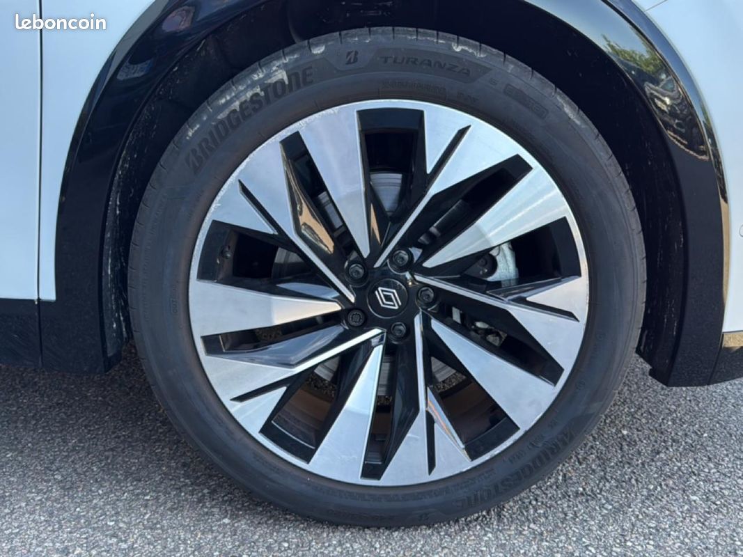 RENAULT RAFALE 1.2 e-tech full hybrid 200 techno (image 17)
