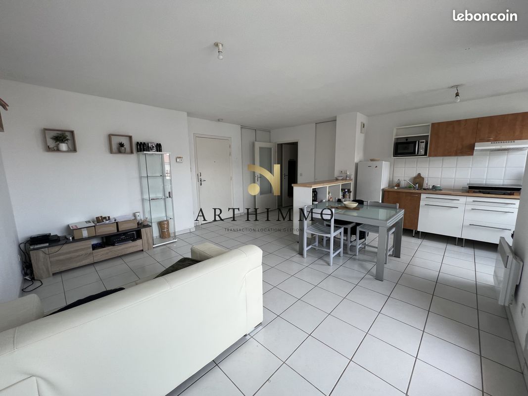 Appartement 2 pièces 47 m² · à Romans-sur-Isère · 47 m² · 650 €/mois