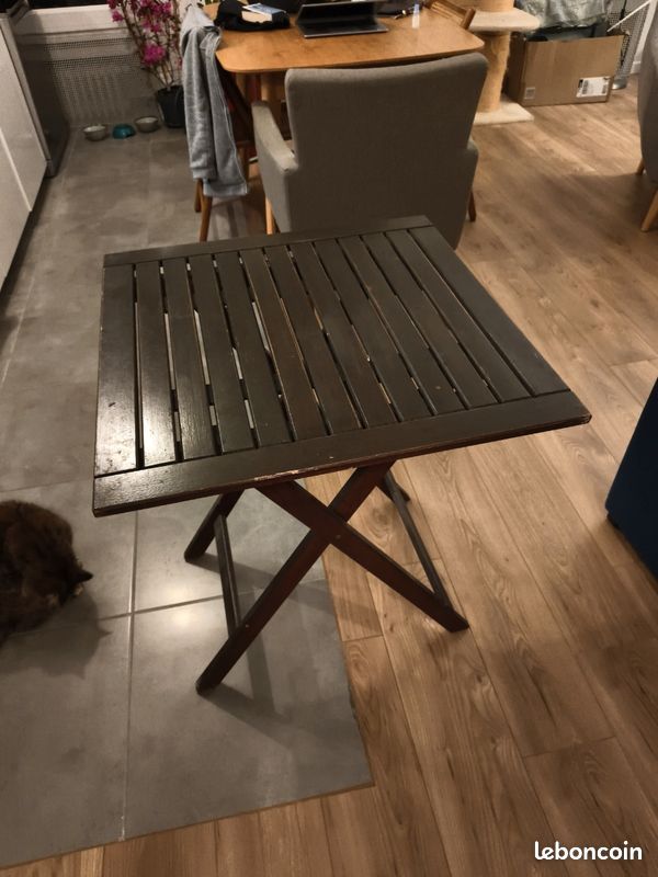 Petite table d'appoint / terasse (image 1)