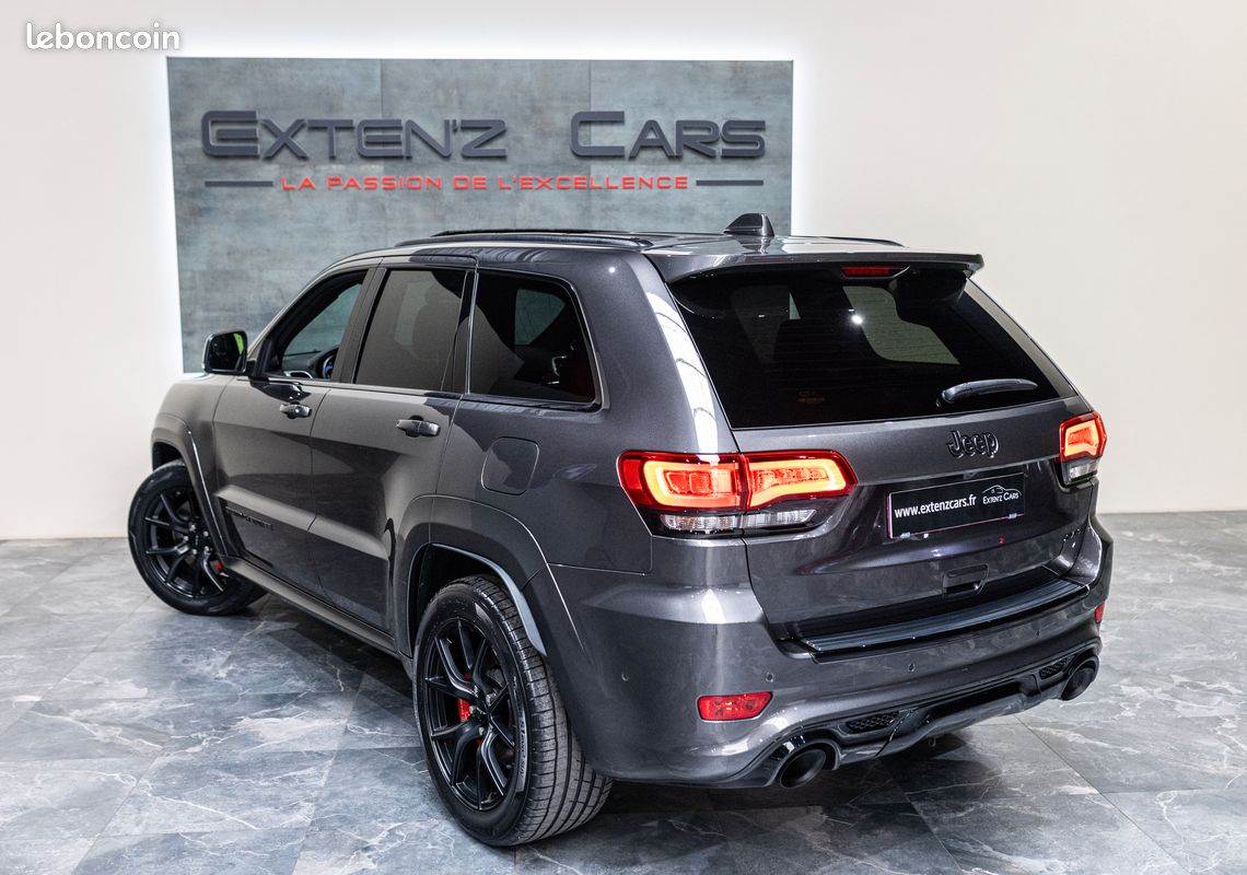 Jeep Grand Cherokee 6.4 V8 HEMI SRT 468CV - MALUS INCLUS - 1ère Main Avec 39.000 Kms - Etat Exceptionnel - Apple CarPlay - Garantie 12 Mois (image 4)