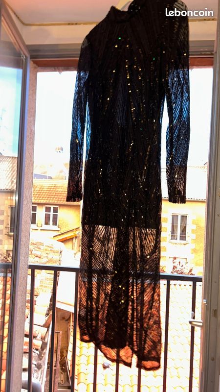Robe (image 2)