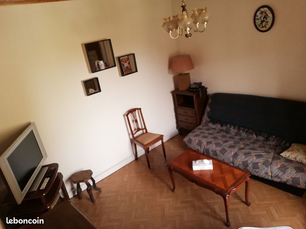 Maison de garde-barrière Molompize Cantal (image 4)
