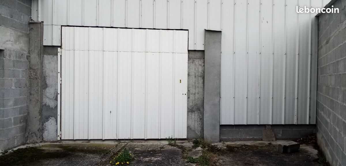 Auvergne Allier Vichy Garage individuel dépôt · 350 €