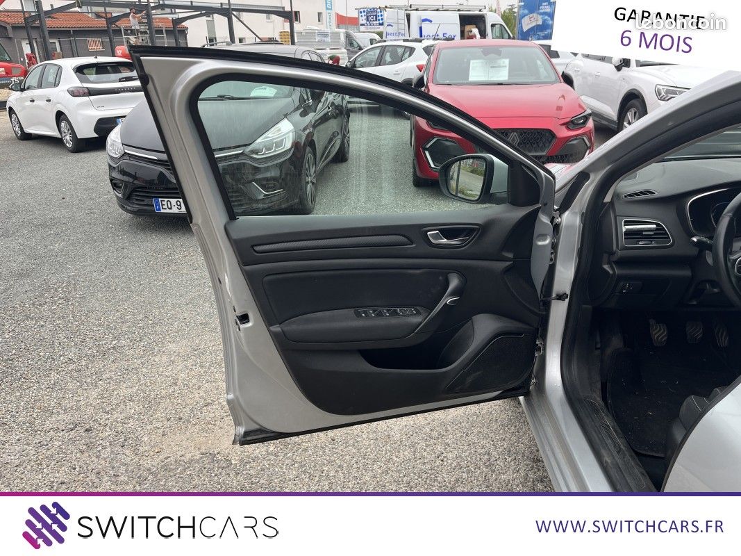 Renault Mégane Estate IV 1.5 Blue DCI * 95 Business Radars De Stationnements AV/AR Clim Auto Ecra... (image 9)