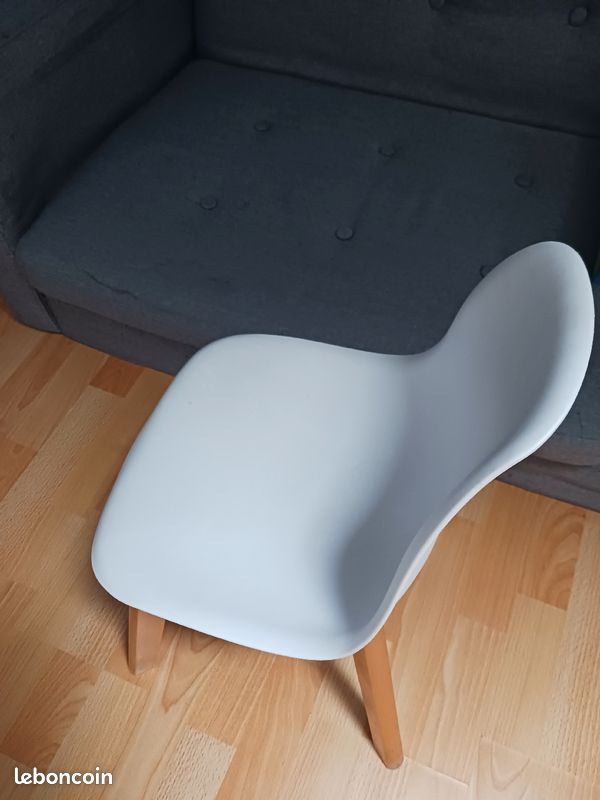 Petite chaise enfant (image 4)