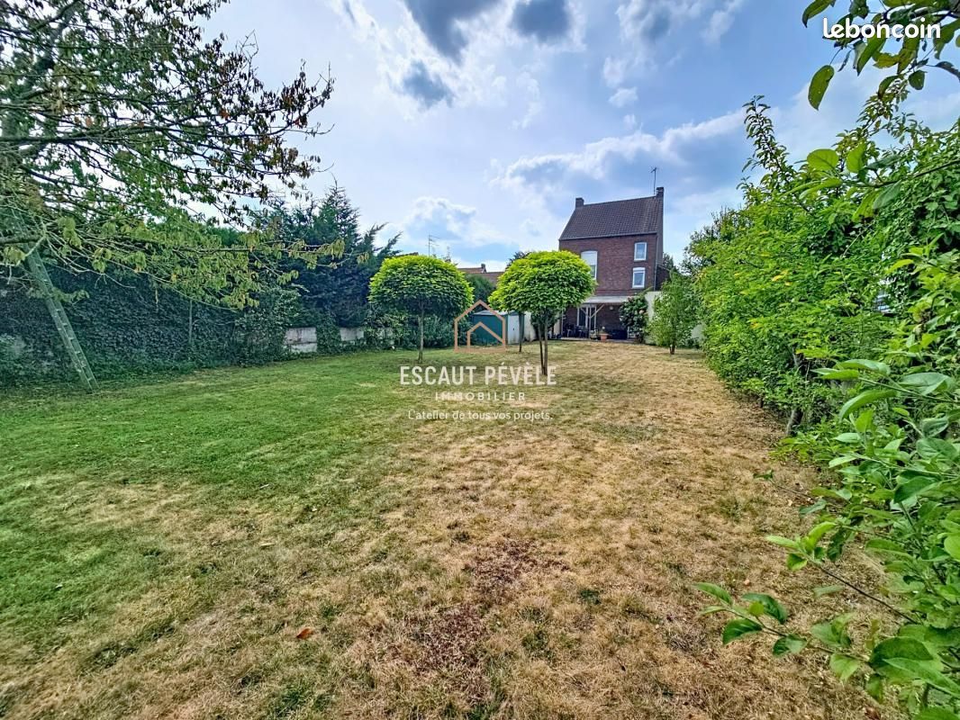 Maison 6 pièces 127 m² · à Crespin · 127 m² · 149 990 €