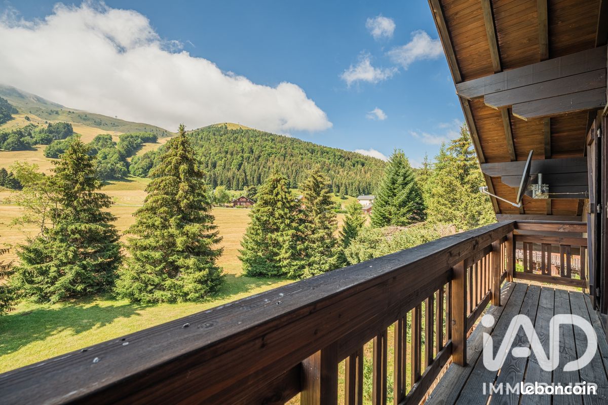 Maison 8 pièces 163 m² · à La Morte · 163 m² · 449 000 €
