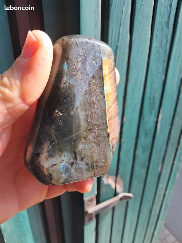 Labradorite de 251 gr (image 11)