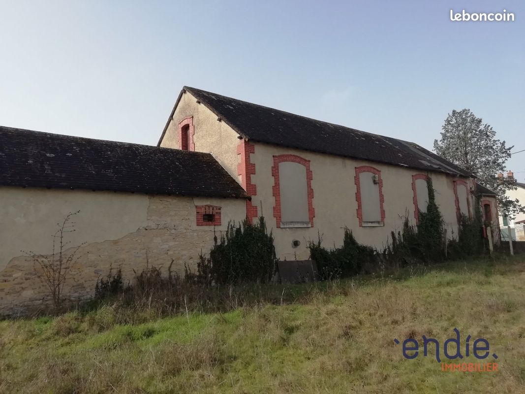 Propriété 2 pièces 220 m² (image 2)