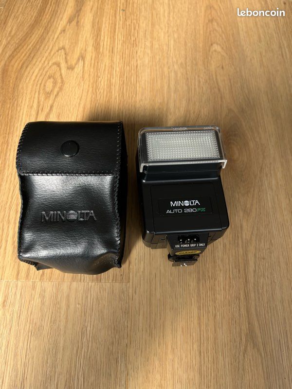 Appareil photo argentique Minolta X-700 avec 2 objectives - Photo, audio & vidéo