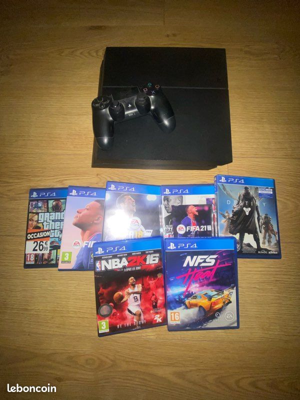 Ps4 + 7 jeux inclus (image 1)