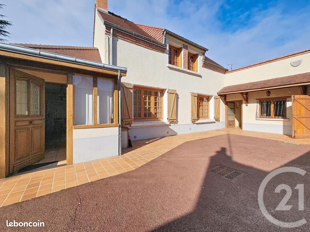 Maison 4 pièces 130 m² · à Olivet · 130 m² · 267 500 €