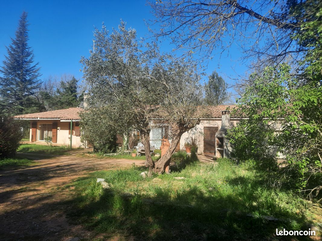 Maison 9 pièces 202 m² · à Tourves · 202 m² · 545 000 €