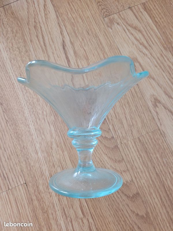 Donne coupes à glace (6) (image 1)