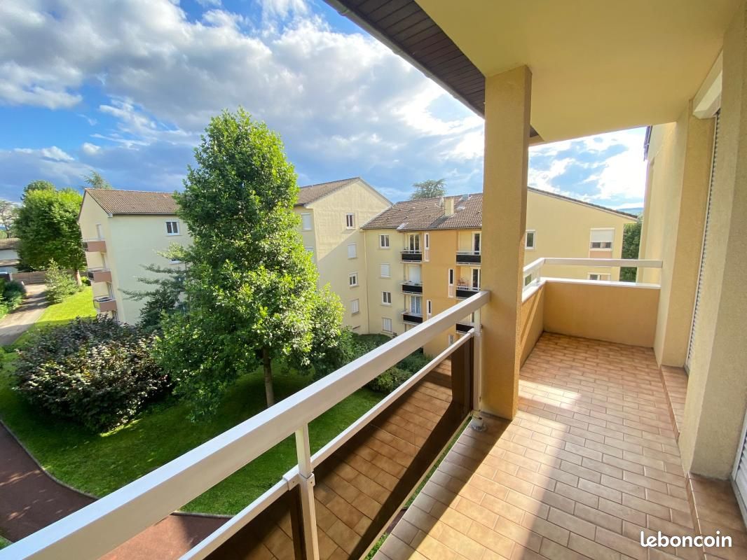 Appartement 4 pièces 102 m² · à Saint-Priest-en-Jarez · 102 m² · 895 €/mois
