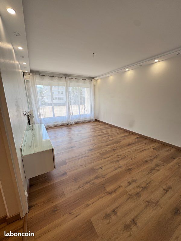 Appartement 4 pièces 81 m² · à Eybens · 81 m² · 199 000 €