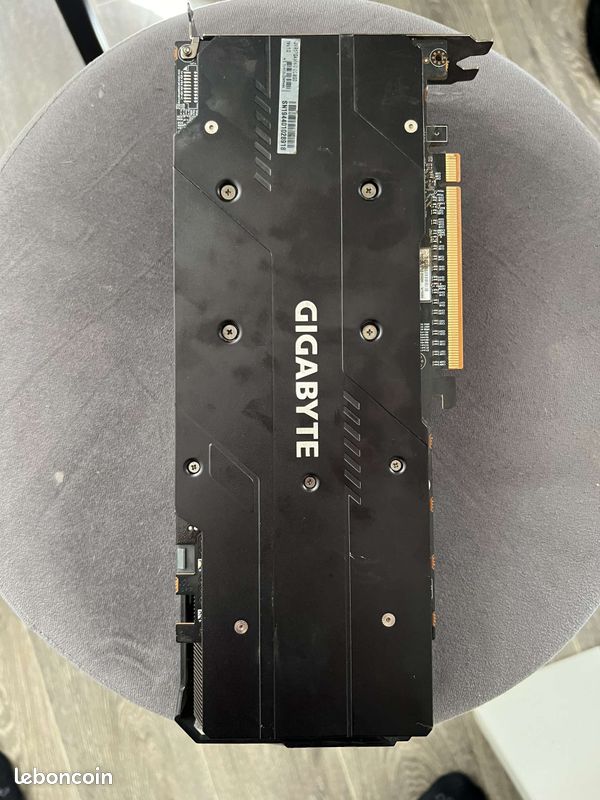 Carte graphique 5700 xt (image 1)