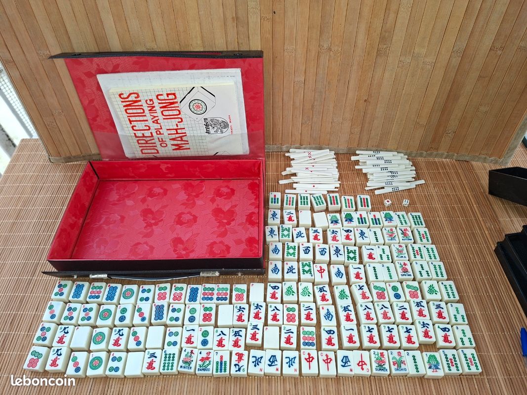 Images de Tuiles Traditionnelles - Téléchargement gratuit sur eepik