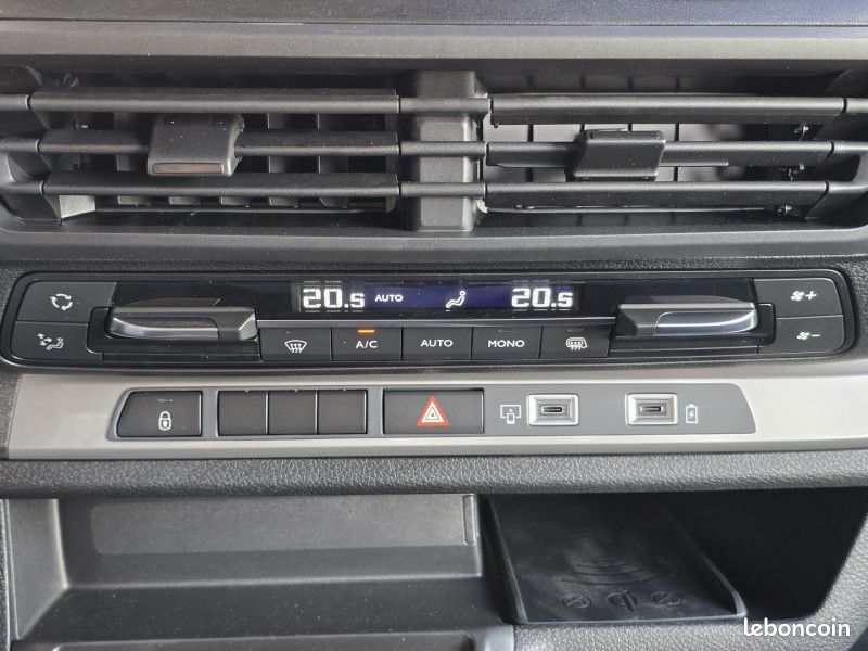 Peugeot EXPERT FG M 2.2 DIESEL 180CH CABINE APPROFONDIE Pack Premium Connect (image 18)