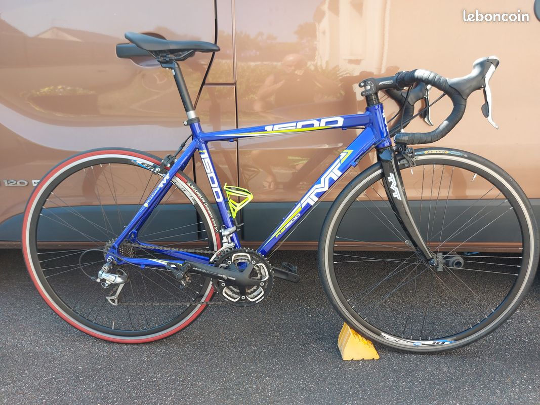 Velo Nakamura DÃ©brider VÃ©lo Ã©lectrique Giant Velo Route