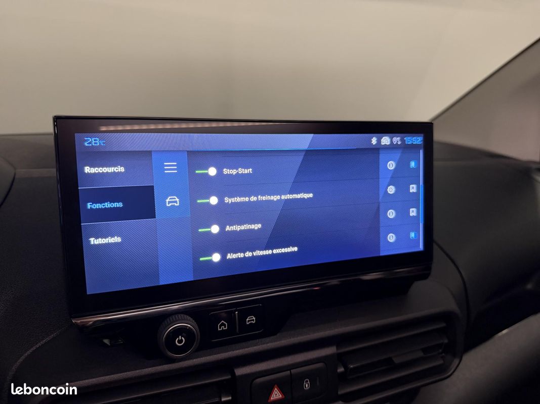 PEUGEOT PARTNER M 650KG 1.5 BlueHDi 130 Pack Premium Connect (image 33)