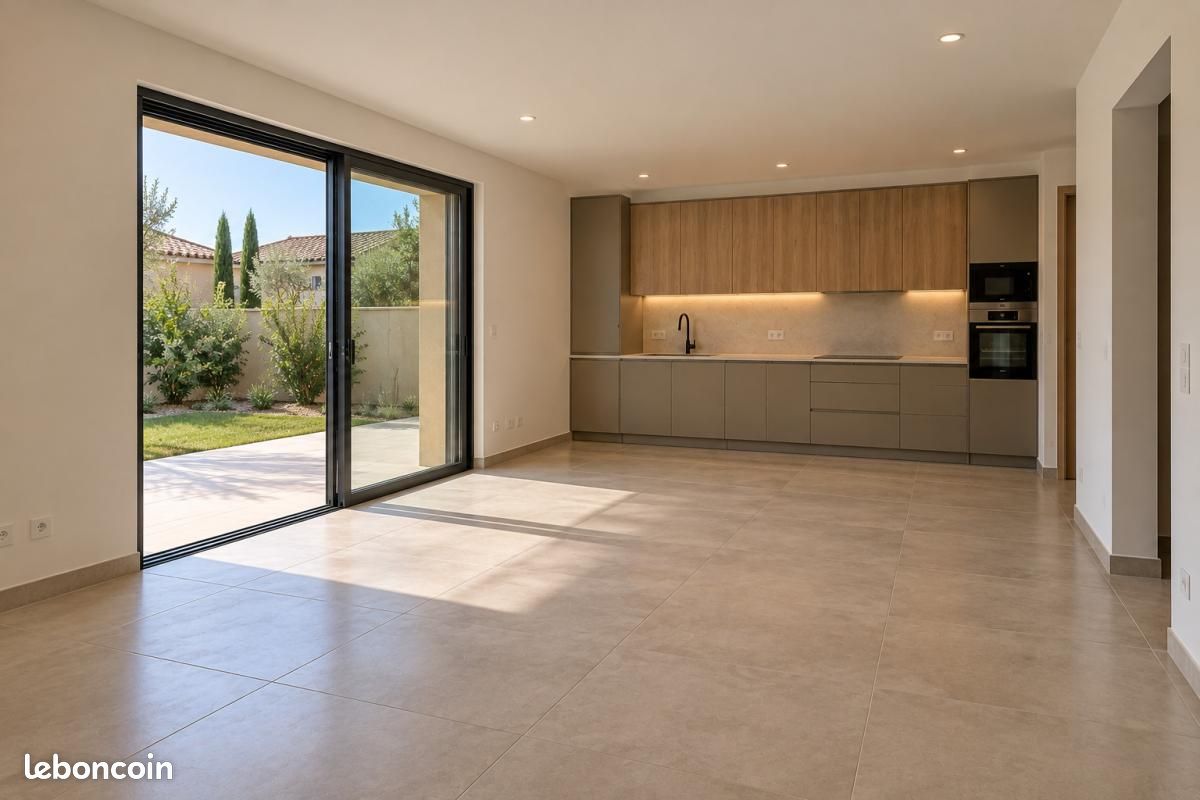 Maison 80 m² · à La Roque-d'Anthéron · 80 m² · 1 530 €/mois