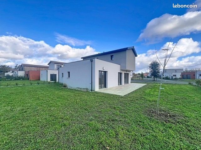 Maison 4 pièces 101 m² · à Villeneuve-sur-Lot · 101 m² · 1 300 €