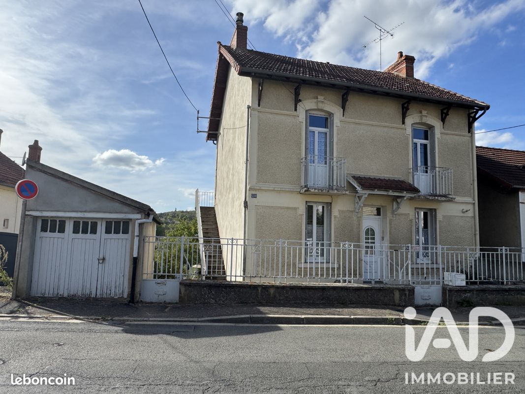 Maison 5 pièces 102 m² · à Montluçon · 102 m² · 69 000 €