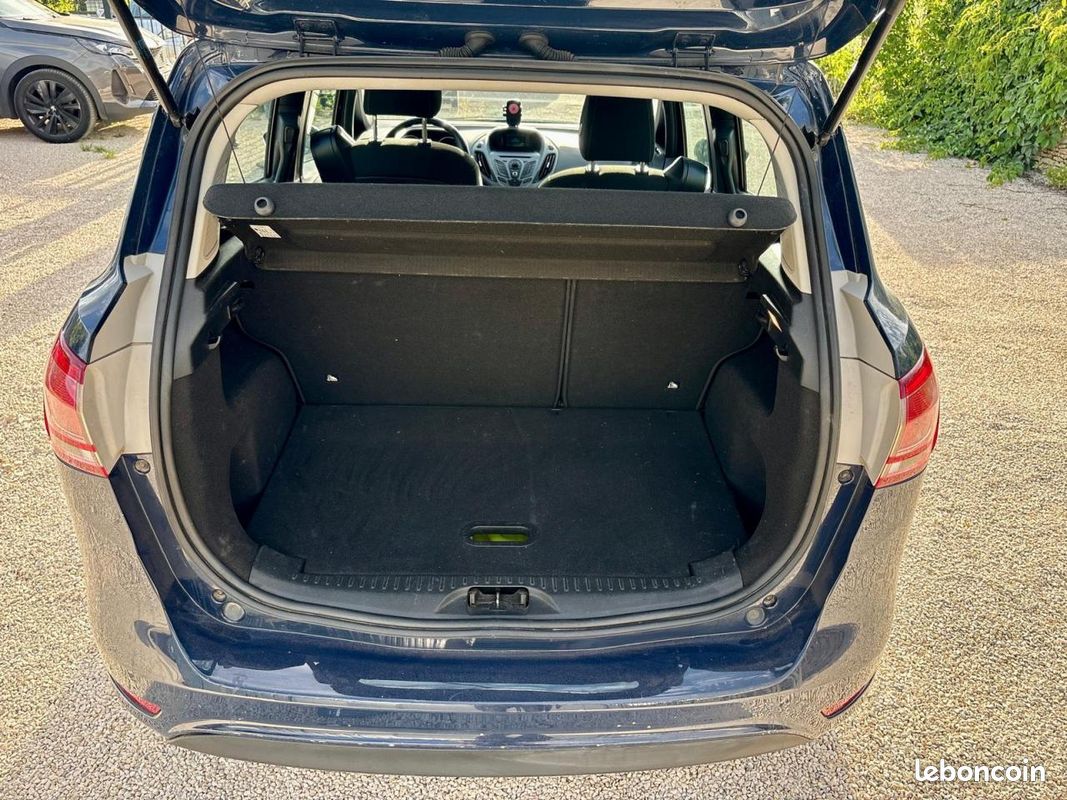 FORD B-MAX 1.4i - 90 Trend (image 18)