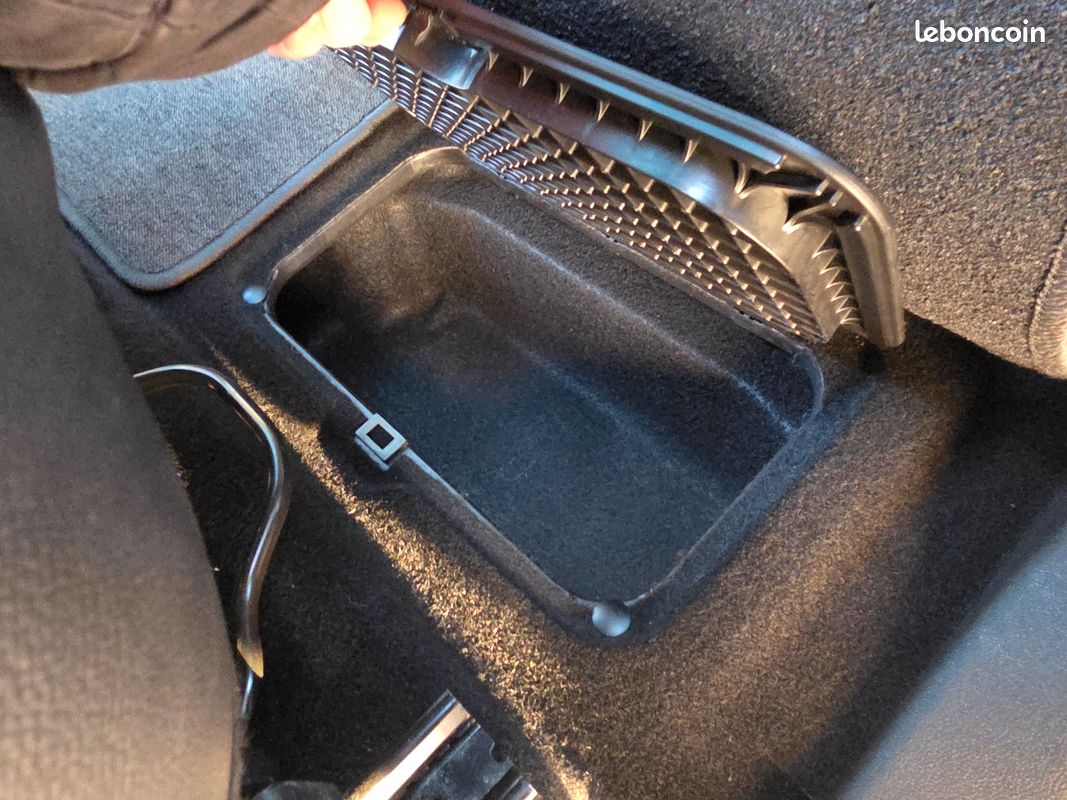 Scenic iv tce 140 cv edc intens bose (image 10)