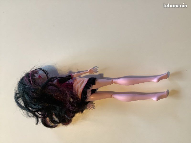Poupee monster high (image 2)