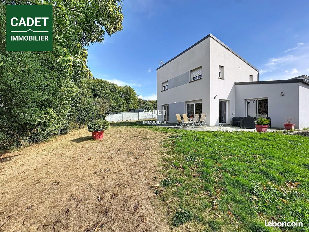 Maison 5 pièces 122 m² · à Sartilly-Baie-Bocage · 122 m² · 273 500 €