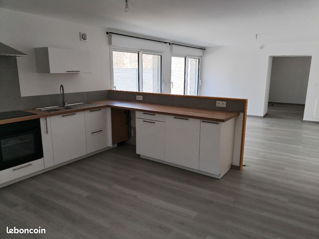 Location maison 95m2 - Ayron 86190 (image 2)