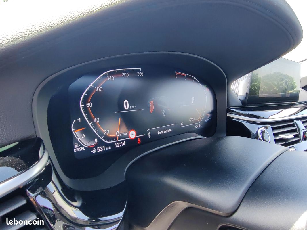 BMW Série 5 TOURING (G31) 530D XDRIVE 265 LUXURY TOIT PANO - GARANTIE 12 MOIS (image 23)