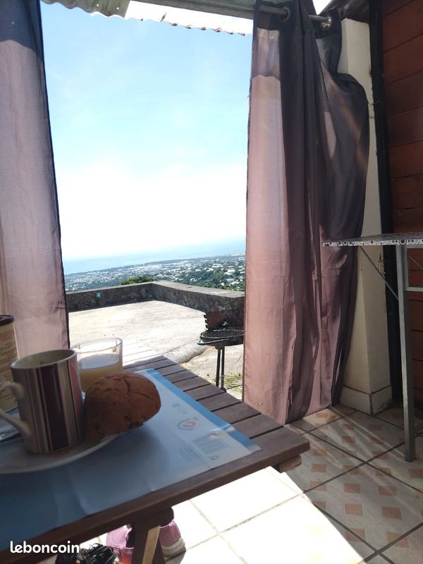 Appartement 3 pièces 65 m² · à Saint-Denis · 65 m² · 799 €