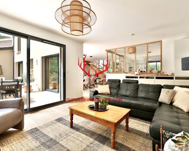 Maison 849 000 € - 140 m²