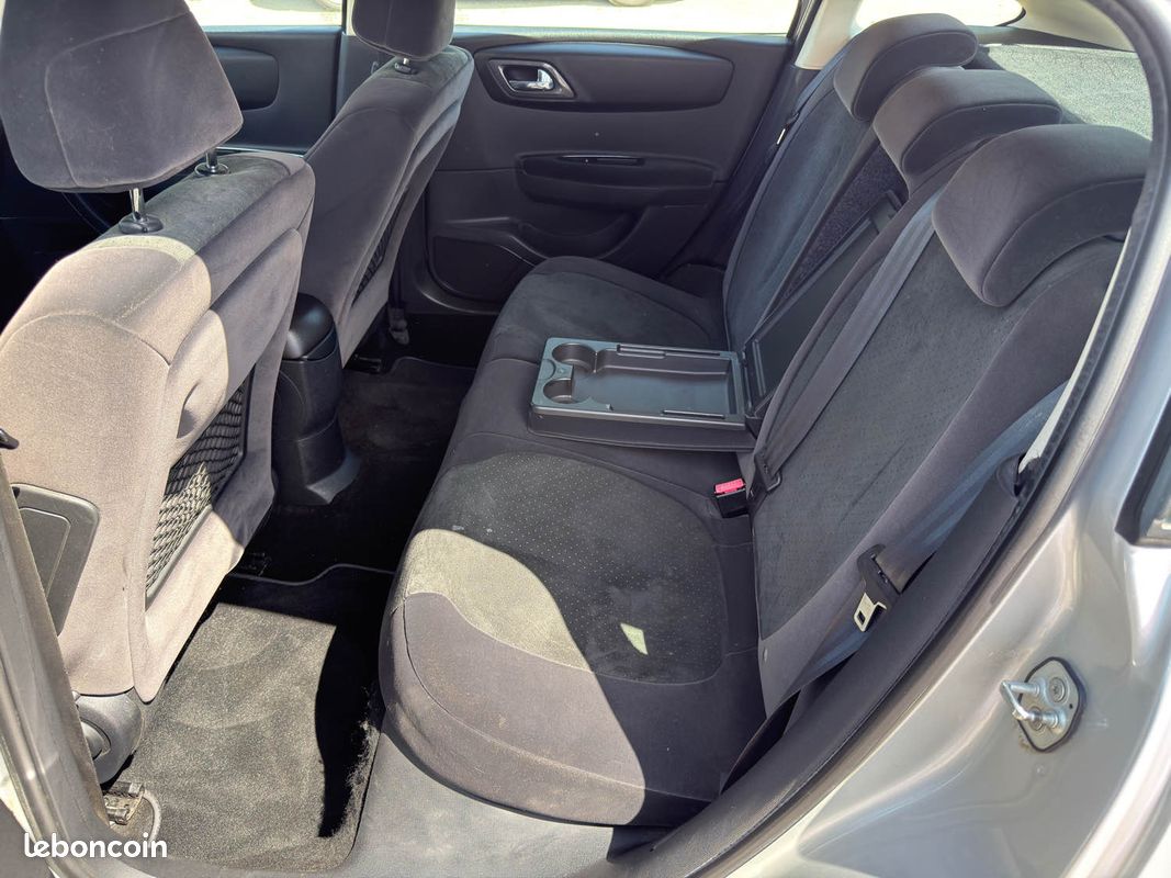 Citroën C4 1.6 HDI 110CH Exclusive – Régulateur – Clim Auto – Jantes Alu – Révisée & Garantie 6 mois (image 15)