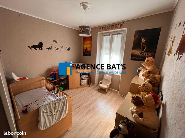 https://img.leboncoin.fr/api/v1/lbcpb1/images/54/54/5c/54545cf9bc13d03a6712fca315a5b1908b35af27.jpg?rule=ad-image