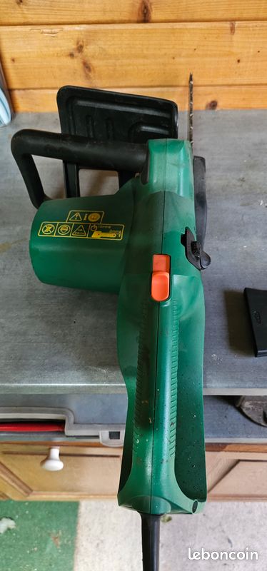 Pignon d'entraînement tronçonneuses électrique BLACK & DECKER GK1630 - GK1635 - GK310 / GK-1630 - GK-1635 - GK-310 - 376812